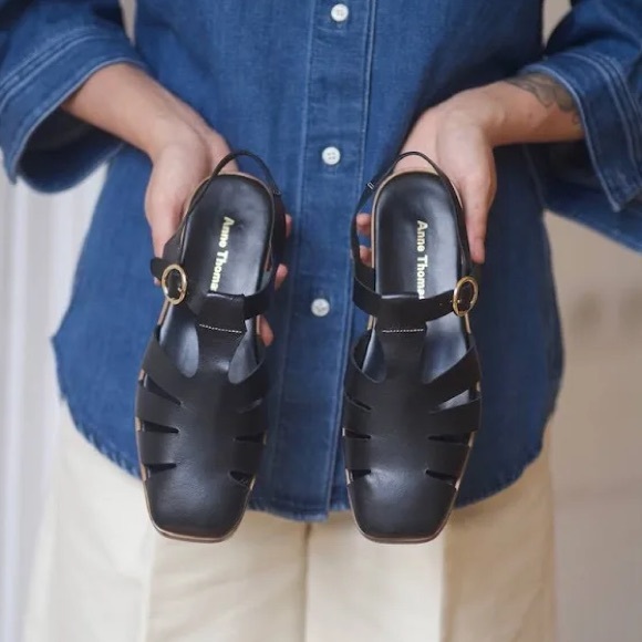 anne thomas Shoes - EUC Anne Thomas Leather Hackney Fisherman Sandals in Florida Black size EU37/7